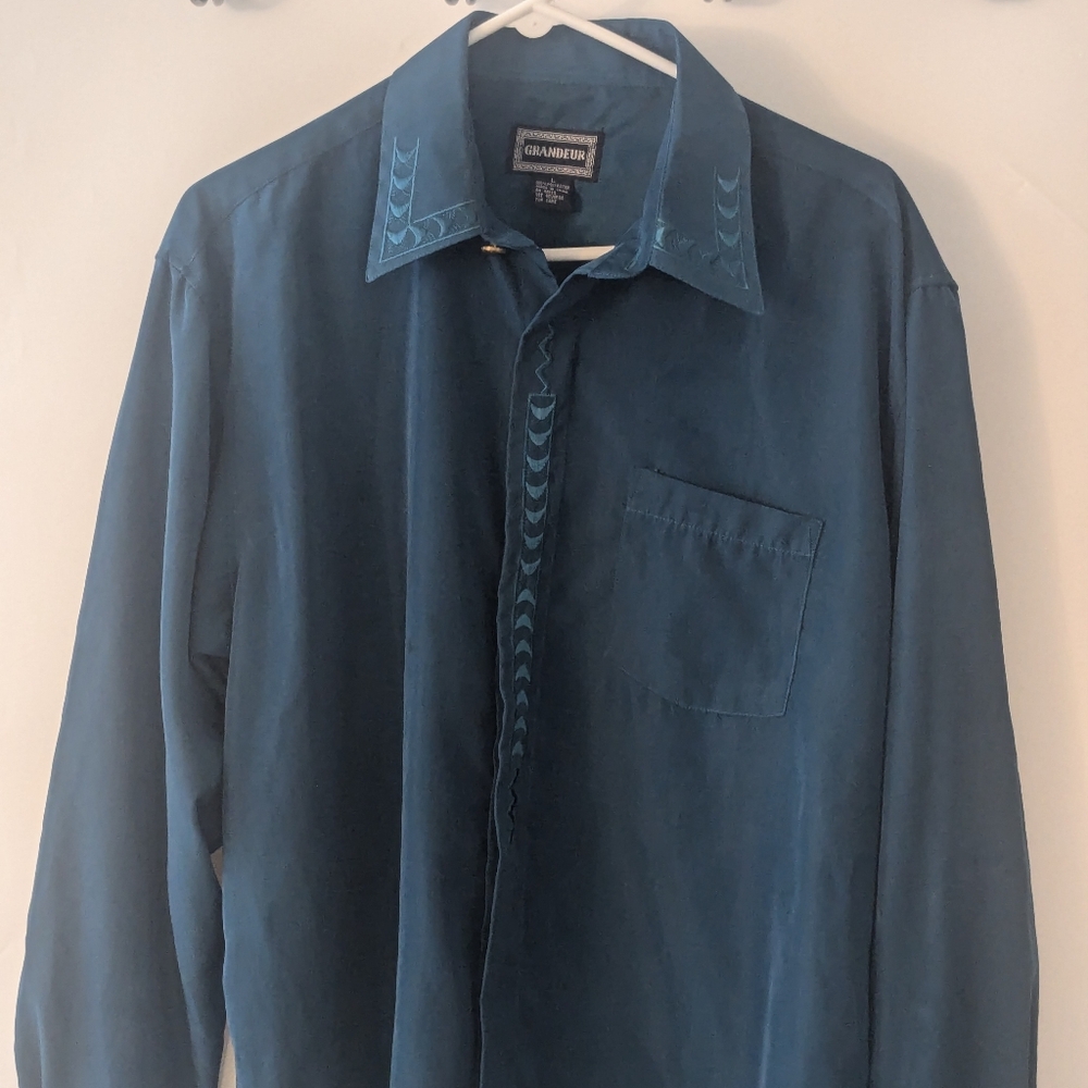 Large men's grandeur dress shirt